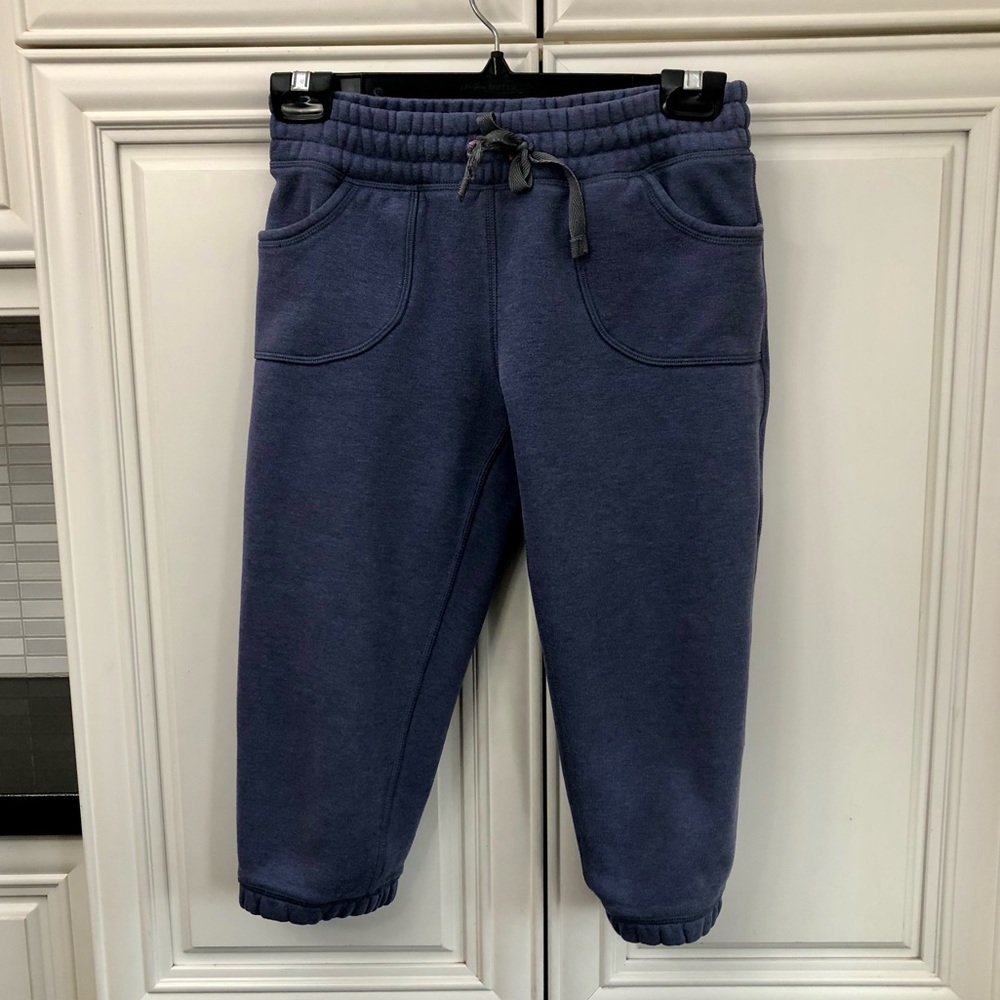 Ivivva by Lululemon girl’s crop joggers